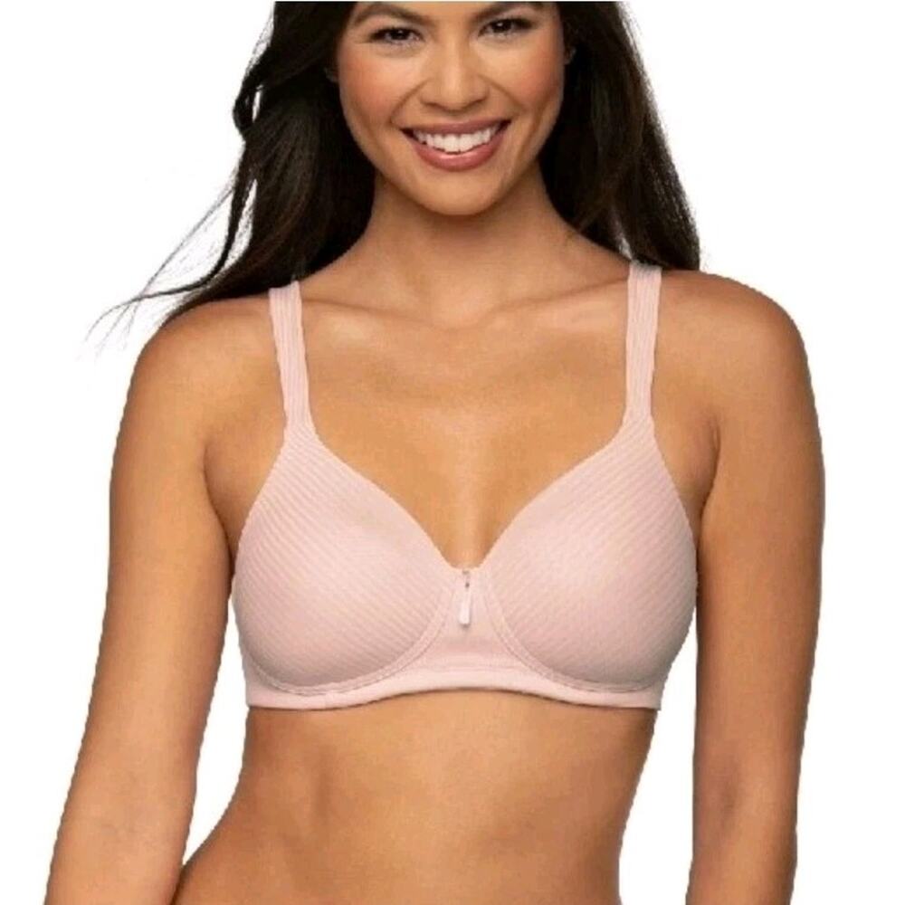 Vanity Fair Light Pink Padded Wireless Full Coverage Adjustable Bra Size‎ 38DD